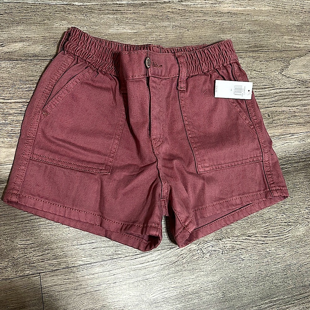 Rose/Nude shorts